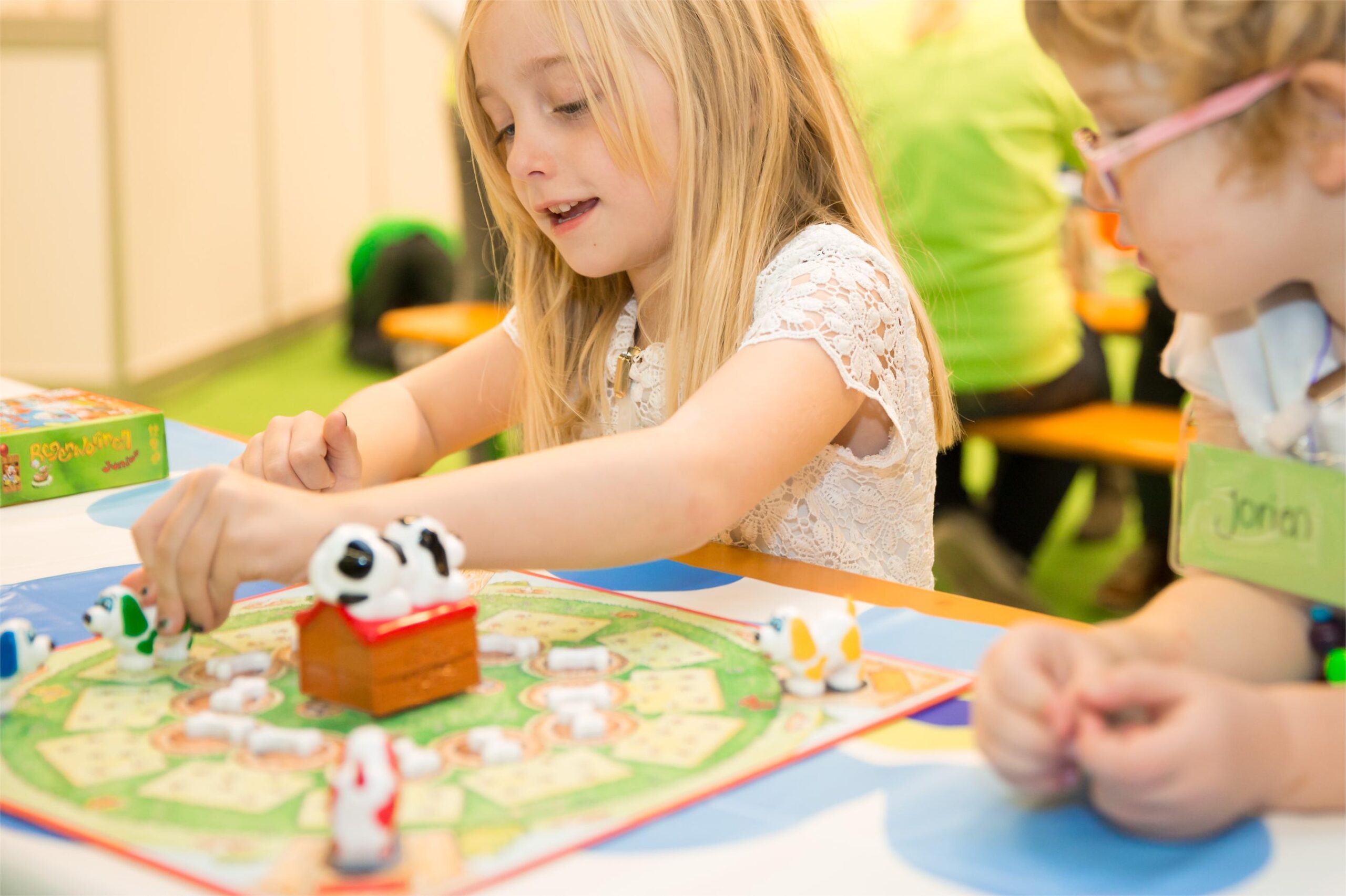 Hape || BIGJIGS || Goki Verkoopwinkel -Hape || BIGJIGS || Goki Verkoopwinkel Spellenspektakel 1 scaled