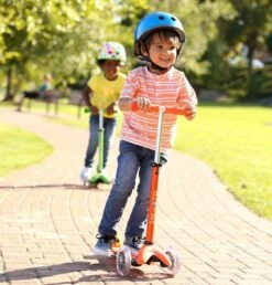 Micro Step Mini Micro Step Deluxe Oranje 9 Micro Step Mini Micro Step Deluxe Oranje -Hape || BIGJIGS || Goki Verkoopwinkel image 1302