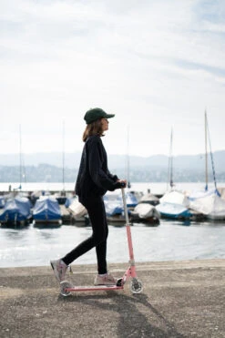 Micro Step Micro Sprite Neon Roze LED 10 Micro Step Micro Sprite Neon Roze LED -Hape || BIGJIGS || Goki Verkoopwinkel image 1404