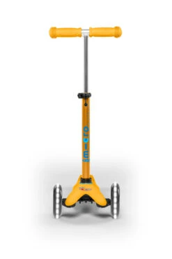 Micro Step Mini Micro Step Deluxe Abrikoos LED -Hape || BIGJIGS || Goki Verkoopwinkel image 1548