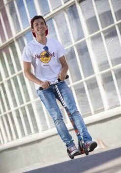 Micro Step Micro Speed+ Midnight/Orange -Hape || BIGJIGS || Goki Verkoopwinkel image 1559