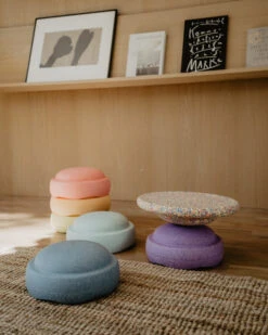 Stapelstein Pastel Rainbow Bundle 6+1 Board Confetti 5 Stapelstein Pastel Rainbow Bundle 6+1 Board Confetti -Hape || BIGJIGS || Goki Verkoopwinkel image 944